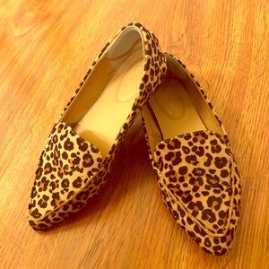 LAST CHANCE! Animal Print Pointed Loafer Flats